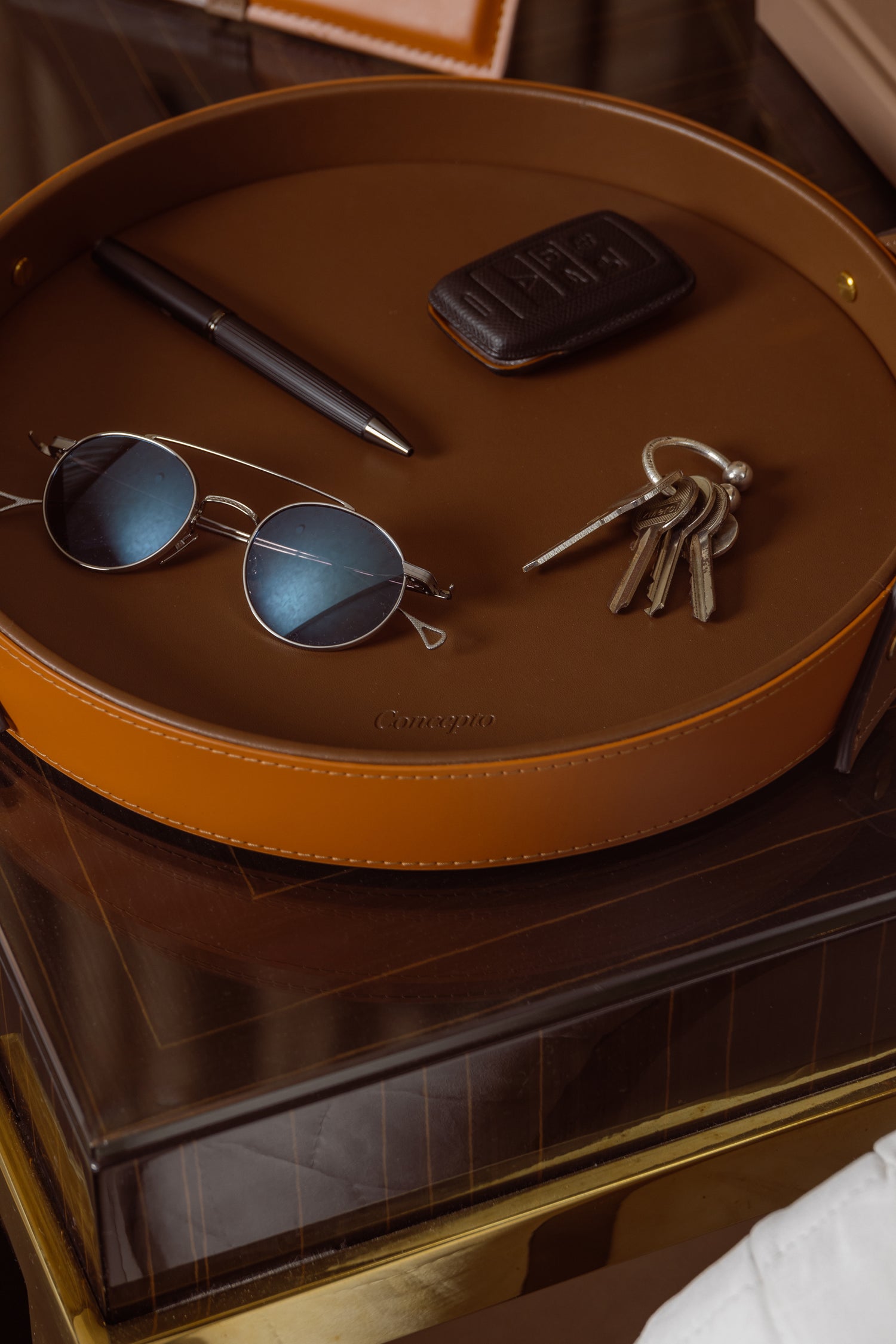 Brown / Tan Circular Tray