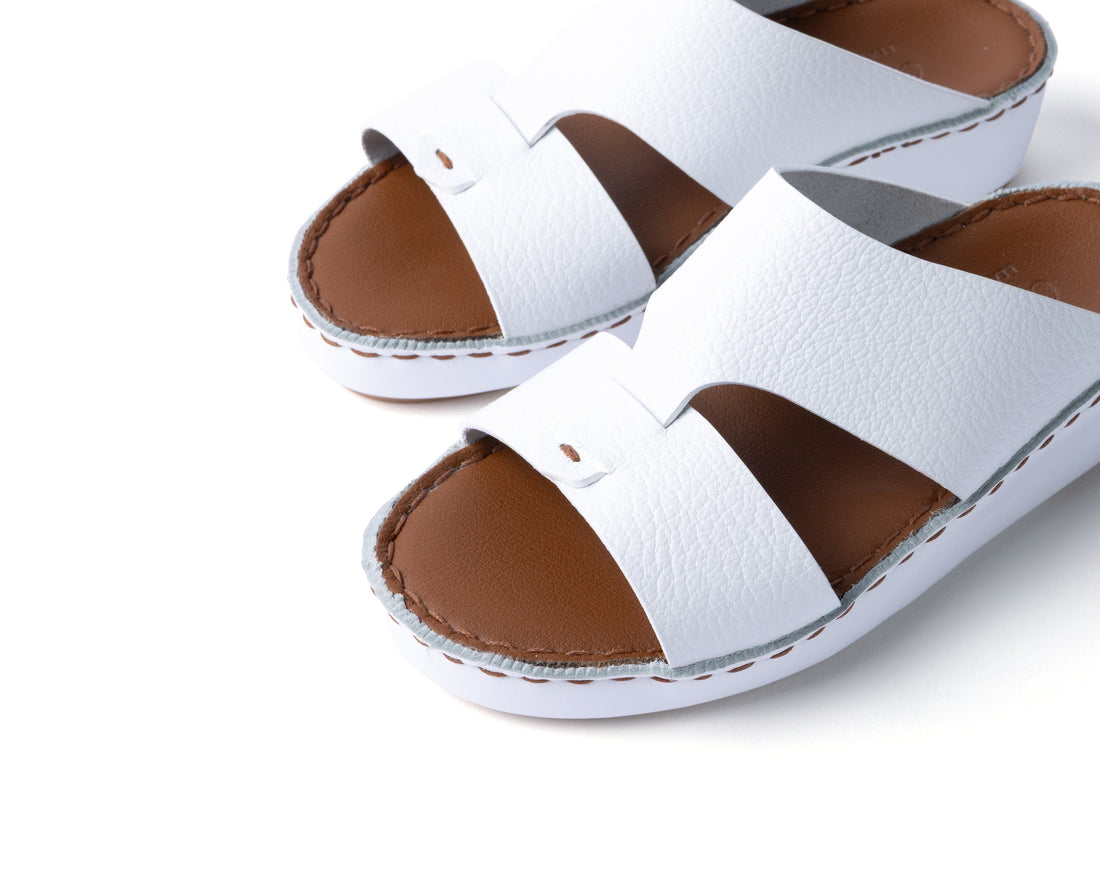 Boys / Kids - White Classic Design Sandal