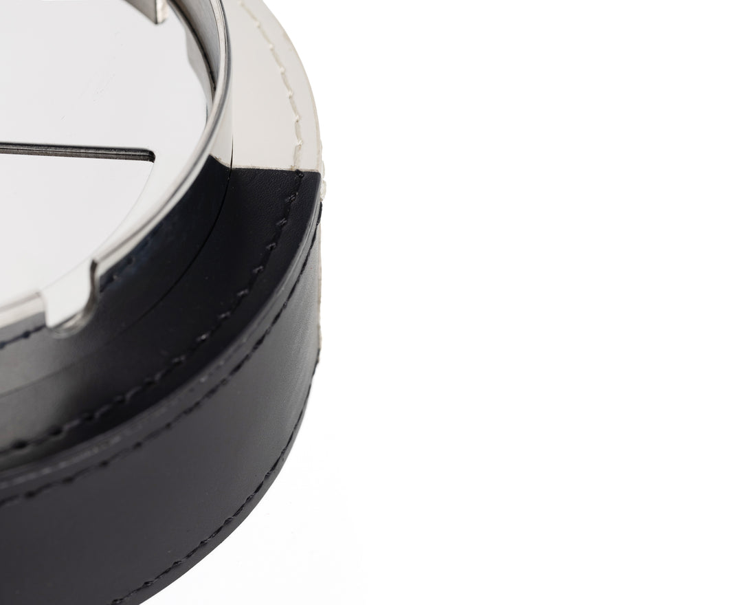 Black / White Ash Tray