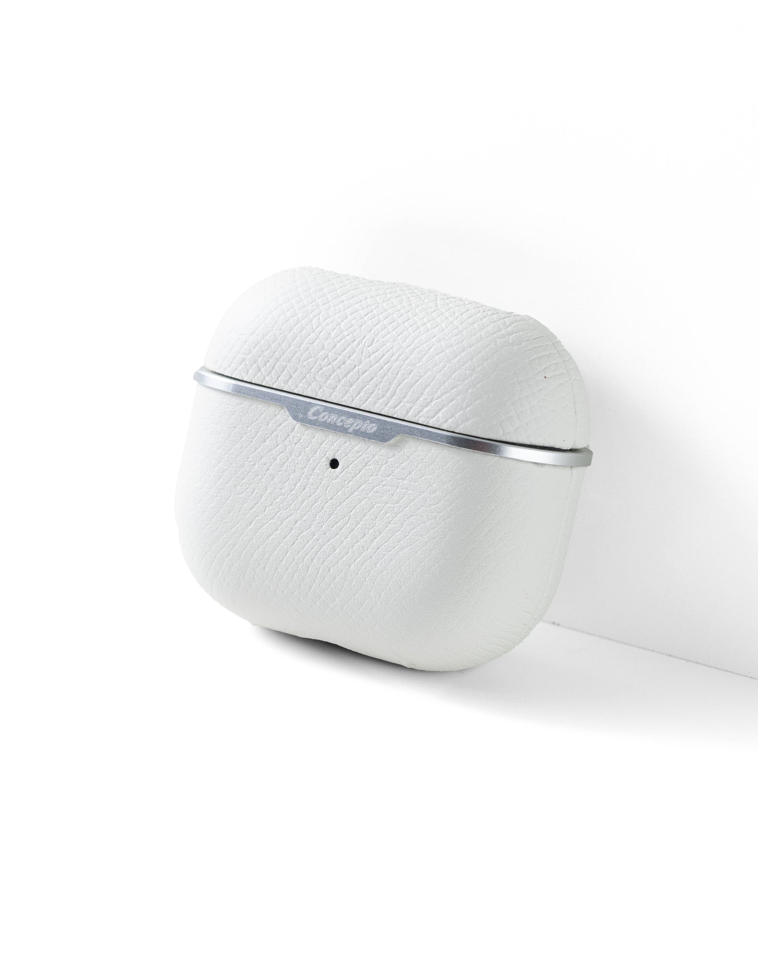 White AirPods Case (3rd &amp; 4th Generation)