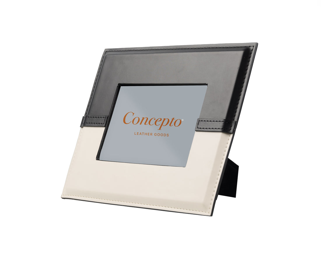 Black / White Rectangular Photo Frame