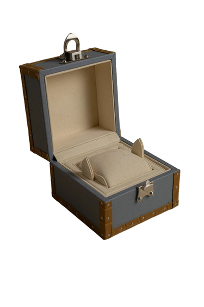 Single Watch Trunk